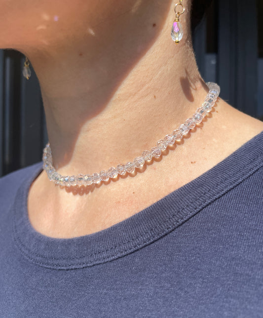 Crystal choker, round beads